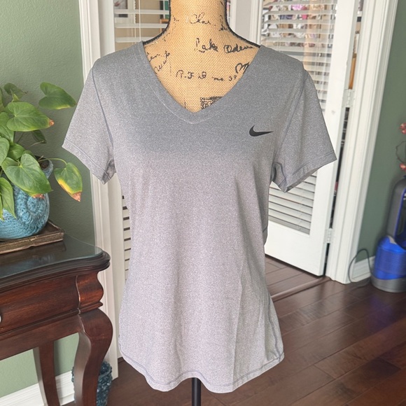 Nike Dri Fit Women's Heather Gray V-Neck - Picture 1 of 5